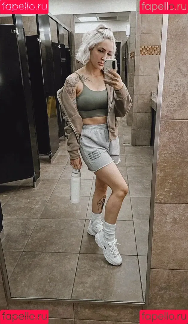 Addie Nicole Amick / Halocene / addienicoleamick Onlyfans Photo Gallery 
