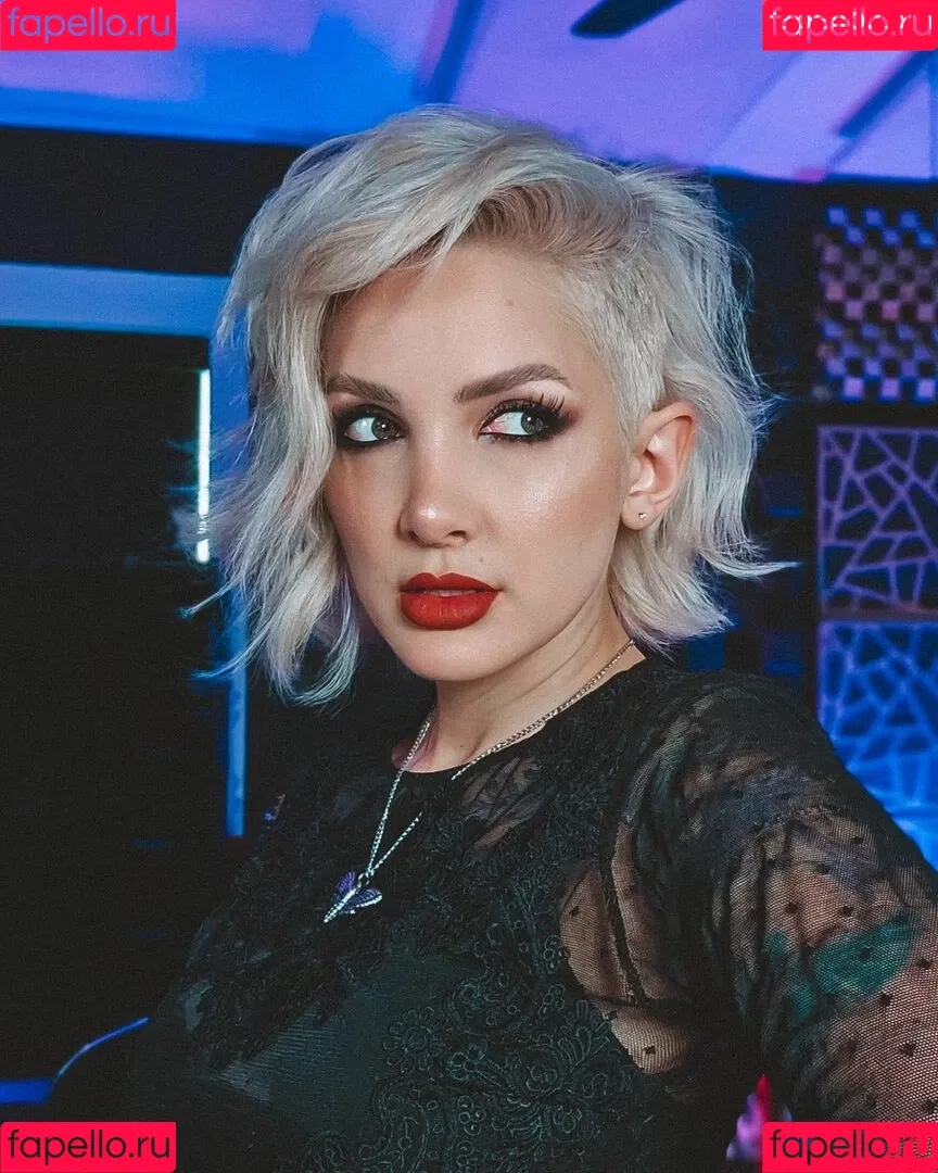 Addie Nicole Amick / Halocene / addienicoleamick Onlyfans Photo Gallery 