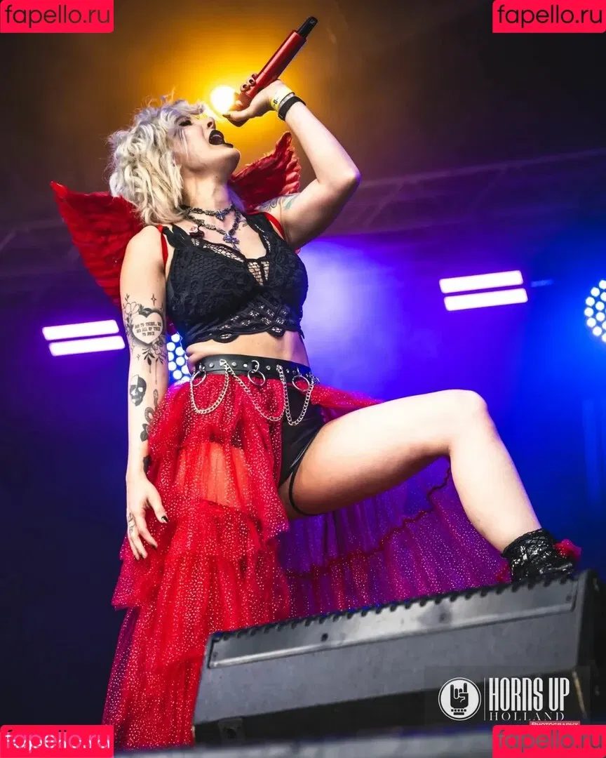 Addie Nicole Amick / Halocene / addienicoleamick Onlyfans Photo Gallery 