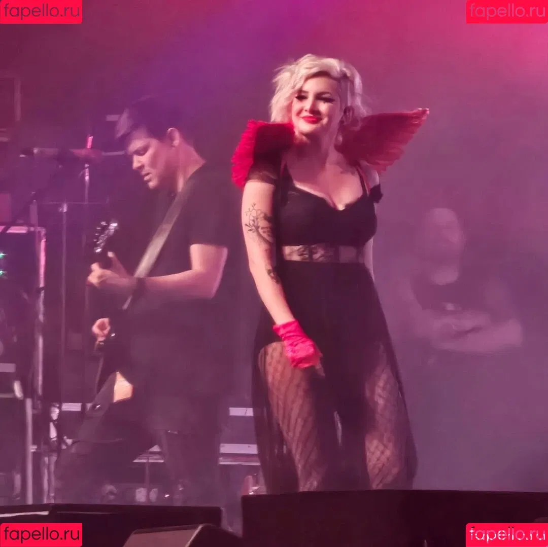 Addie Nicole Amick / Halocene / addienicoleamick Onlyfans Photo Gallery 