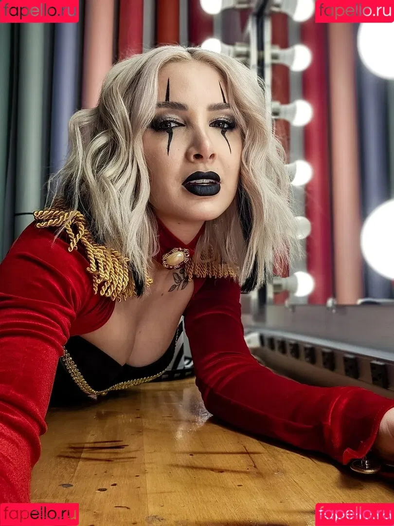 Addie Nicole Amick / Halocene / addienicoleamick Onlyfans Photo Gallery 