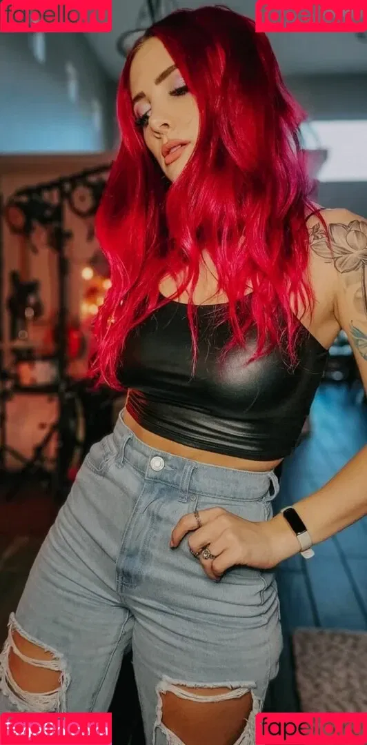 Addie Nicole Amick / Halocene / addienicoleamick Onlyfans Photo Gallery 