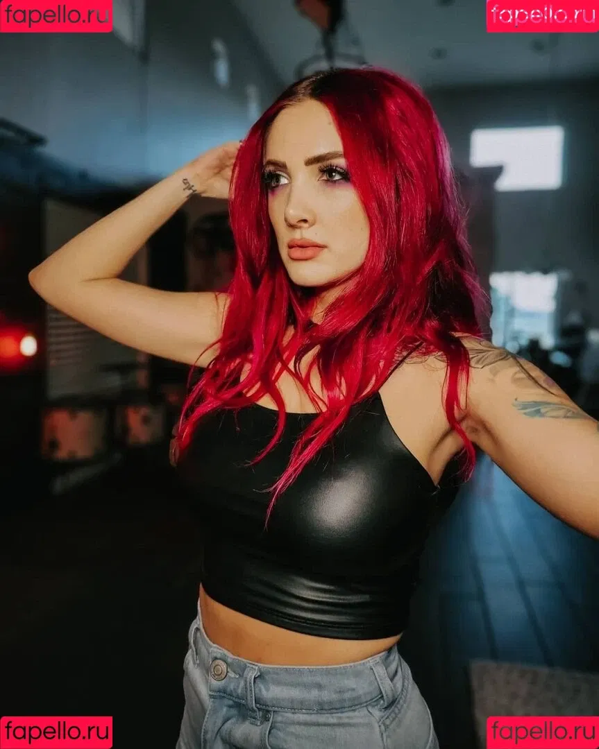 Addie Nicole Amick / Halocene / addienicoleamick Onlyfans Photo Gallery 