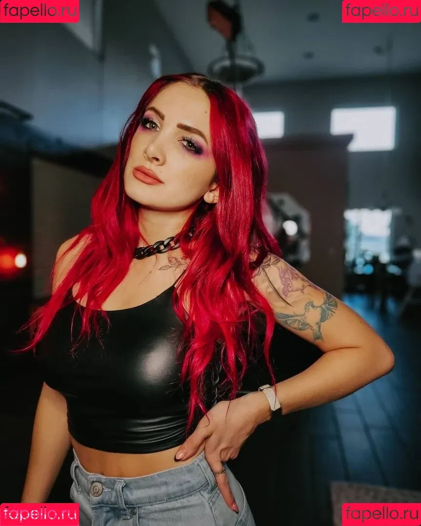 Addie Nicole Amick / Halocene / addienicoleamick Onlyfans Photo Gallery 