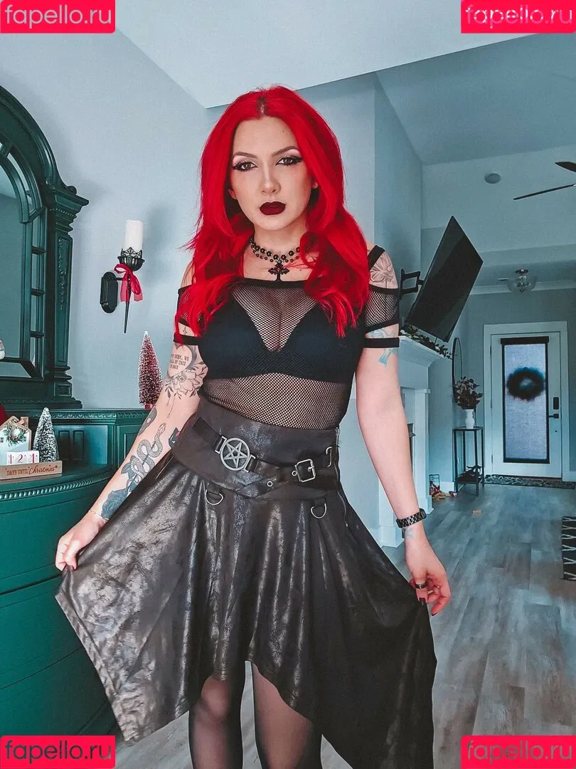 Addie Nicole Amick / Halocene / addienicoleamick Onlyfans Photo Gallery 