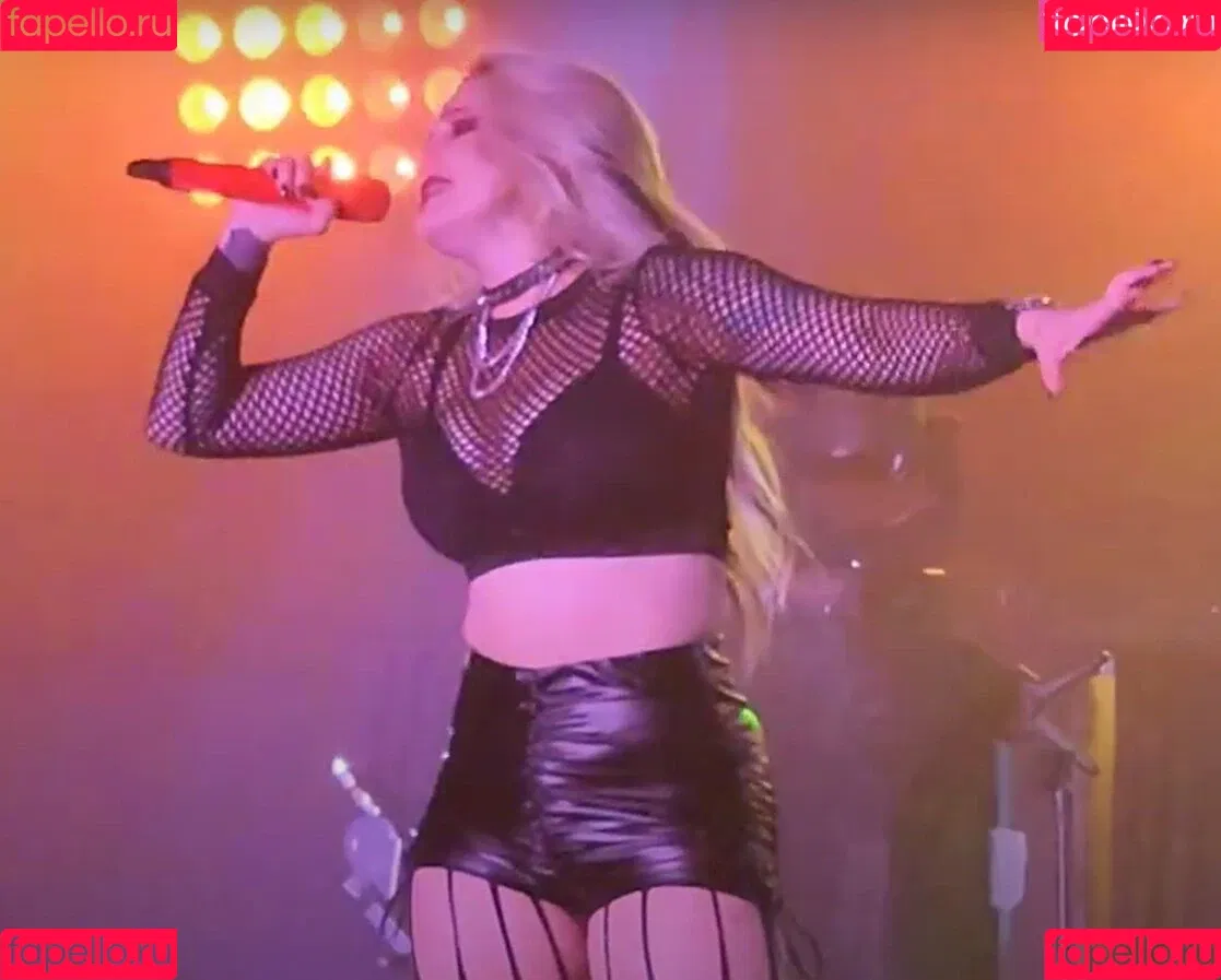 Addie Nicole Amick / Halocene / addienicoleamick Onlyfans Photo Gallery 
