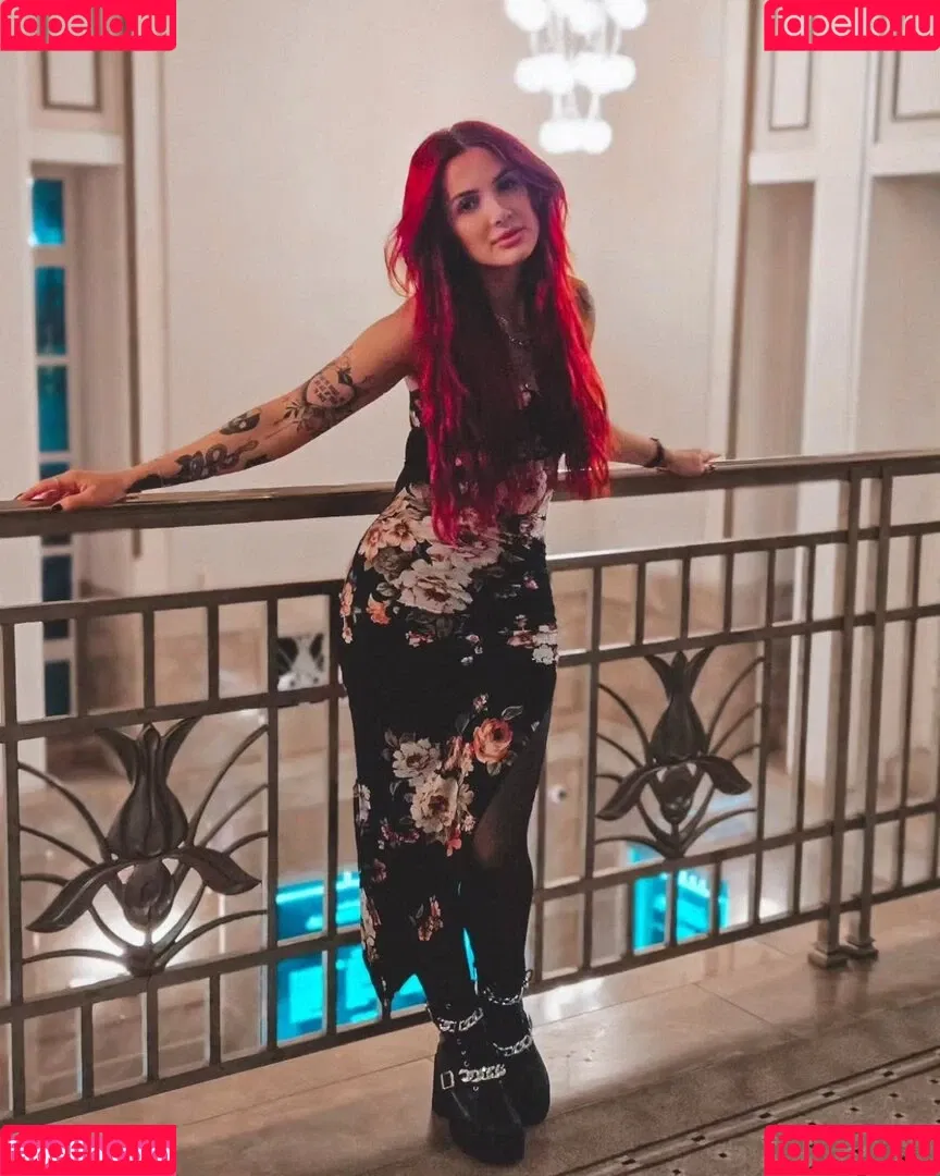 Addie Nicole Amick / Halocene / addienicoleamick Onlyfans Photo Gallery 