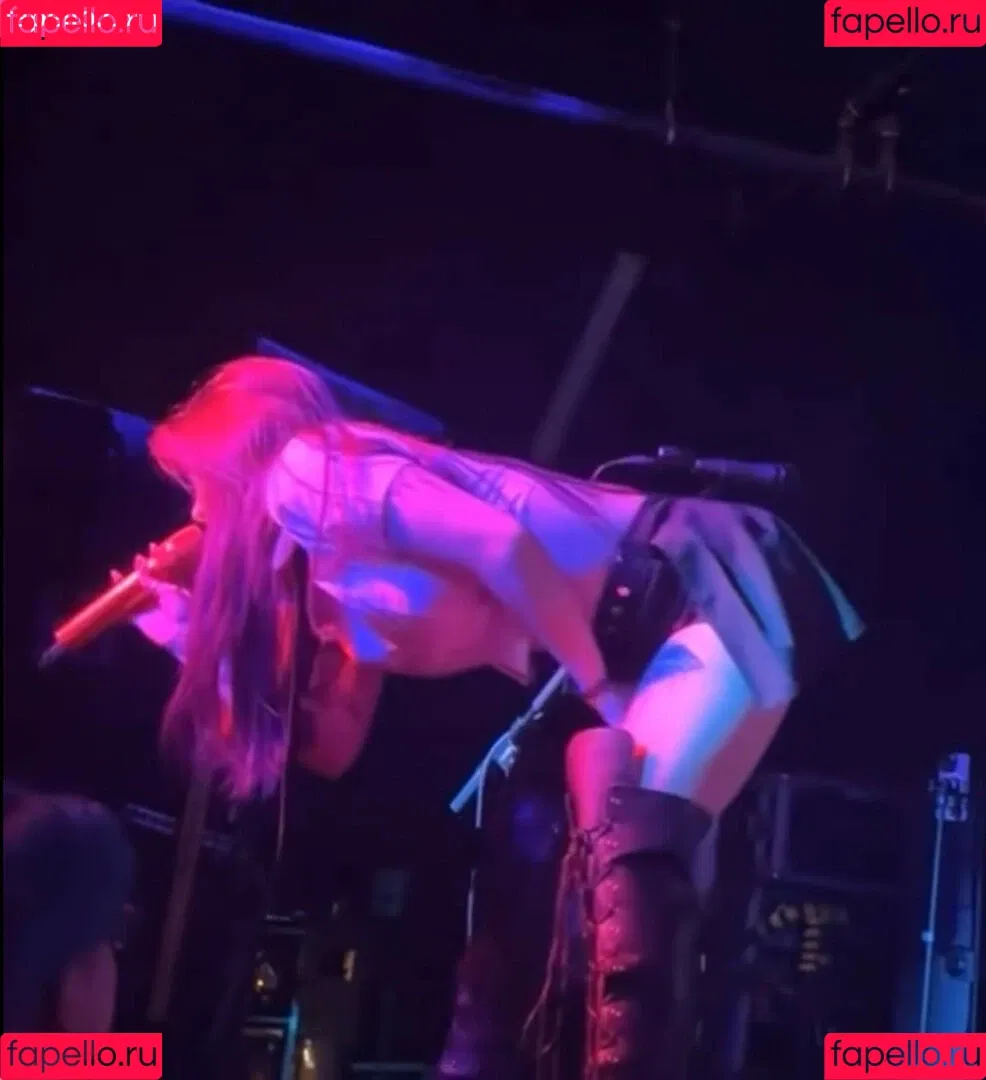 Addie Nicole Amick / Halocene / addienicoleamick Onlyfans Photo Gallery 