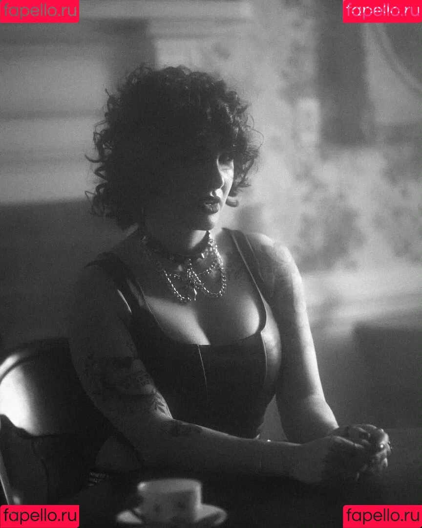 Addie Nicole Amick / Halocene / addienicoleamick Onlyfans Photo Gallery 
