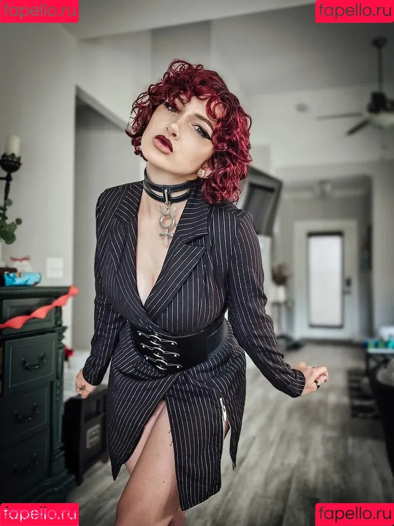 Addie Nicole Amick / Halocene / addienicoleamick Onlyfans Photo Gallery 