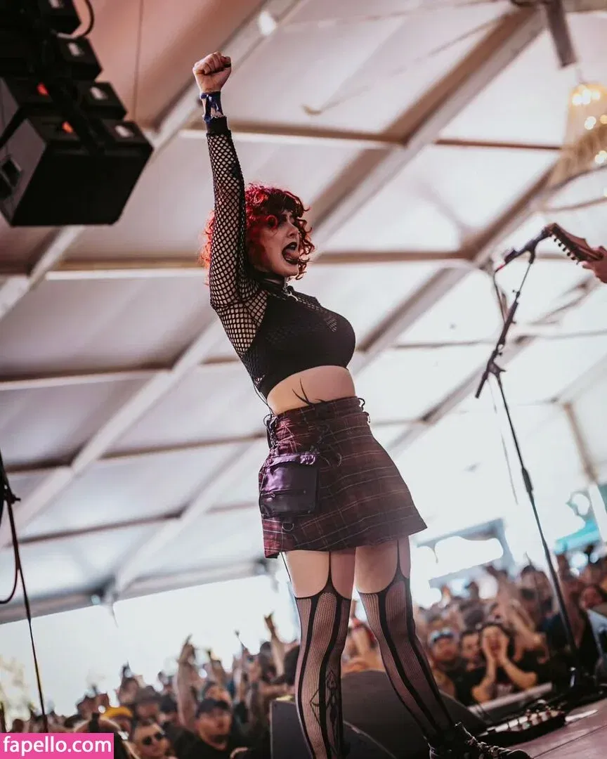 Addie Nicole Amick / Halocene / addienicoleamick Onlyfans Photo Gallery 