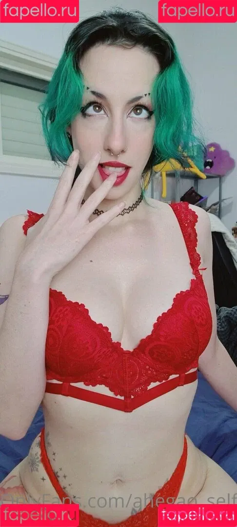 Ahegaoself / ahegao.self / ahegao_self Onlyfans Photo Gallery 