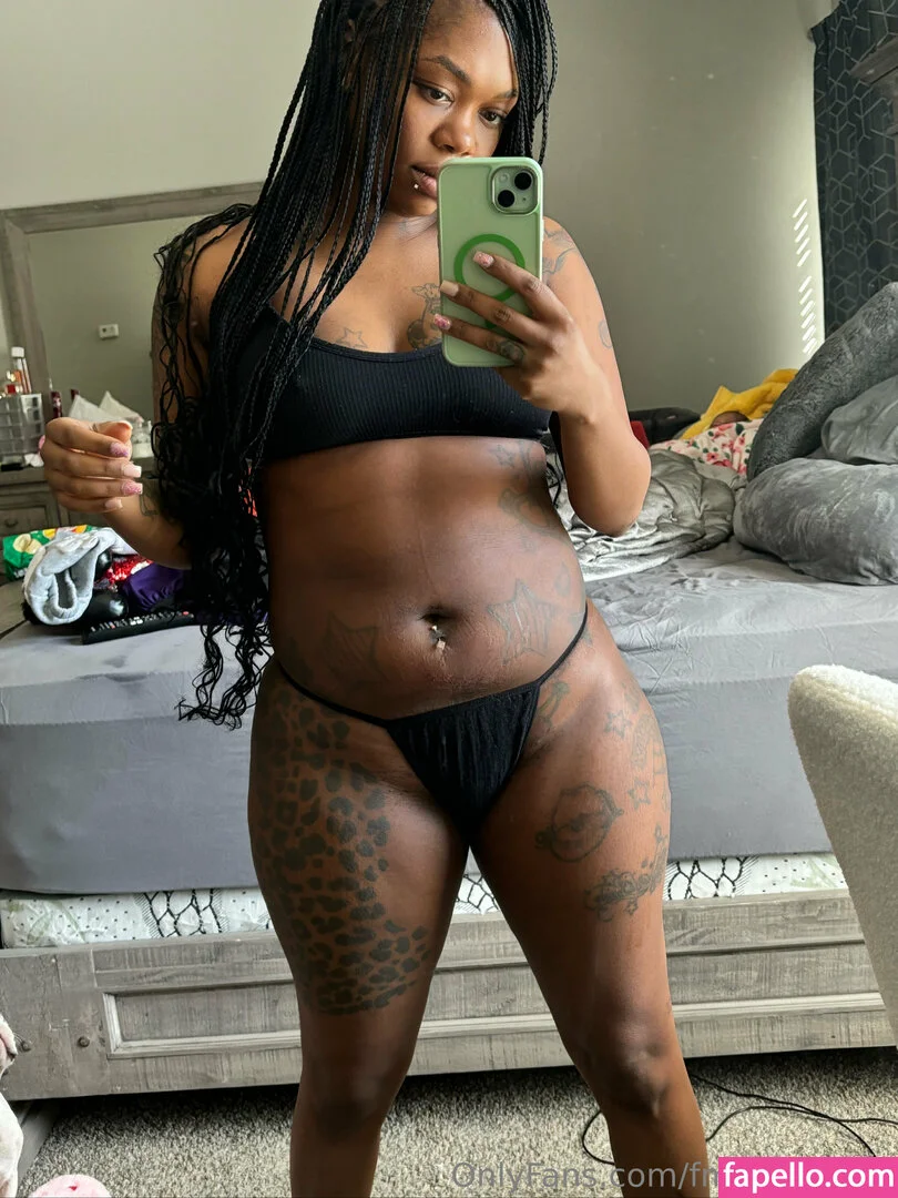 fmereloaded / mejiwoo103 Onlyfans Photo Gallery 