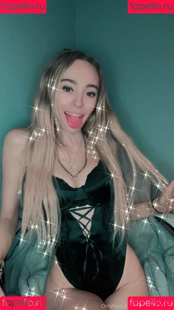 courtneyriverss / courtneyyrivers Onlyfans Photo Gallery 