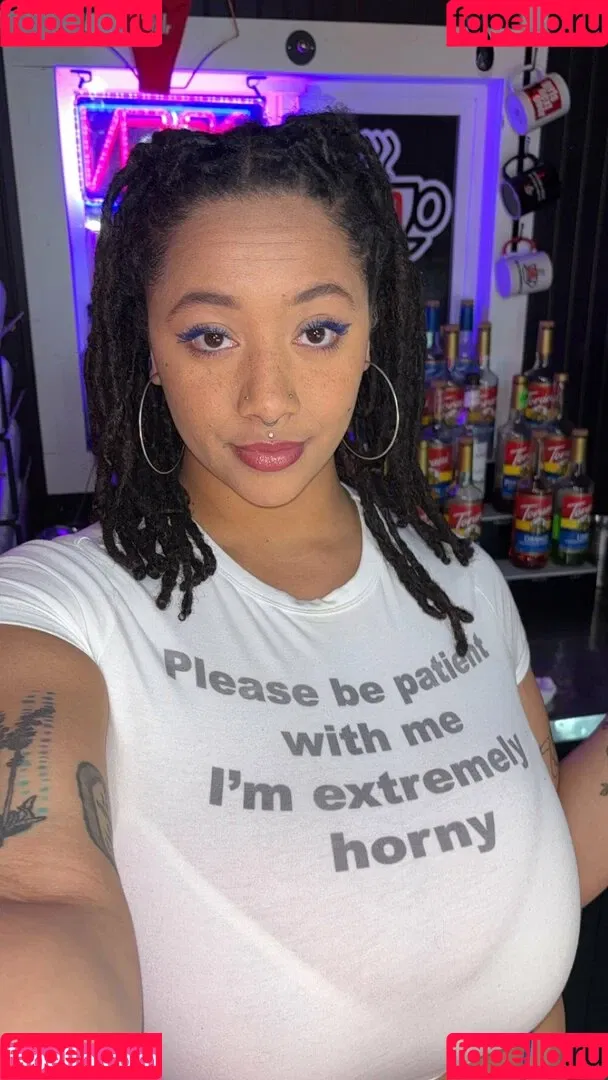 Mixxedbaby503 / mixxedbby.420 Onlyfans Photo Gallery 