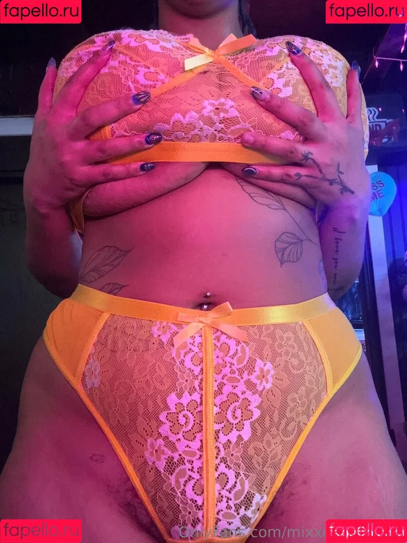 Mixxedbaby503 / mixxedbby.420 Onlyfans Photo Gallery 