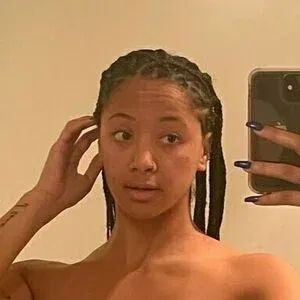 Mixxedbaby503 / mixxedbby.420 Onlyfans Photo Gallery 