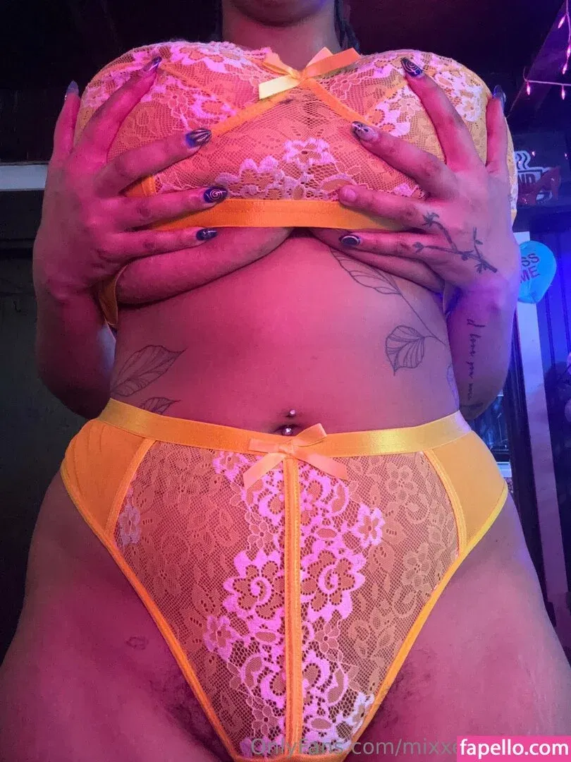 Mixxedbaby503 / mixxedbby.420 Onlyfans Photo Gallery 