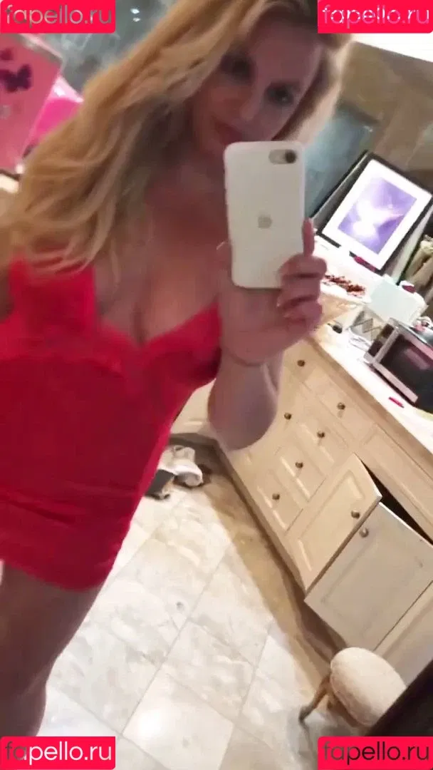 Britney Spears / britneyspears / xoxobritneyj Onlyfans Photo Gallery 