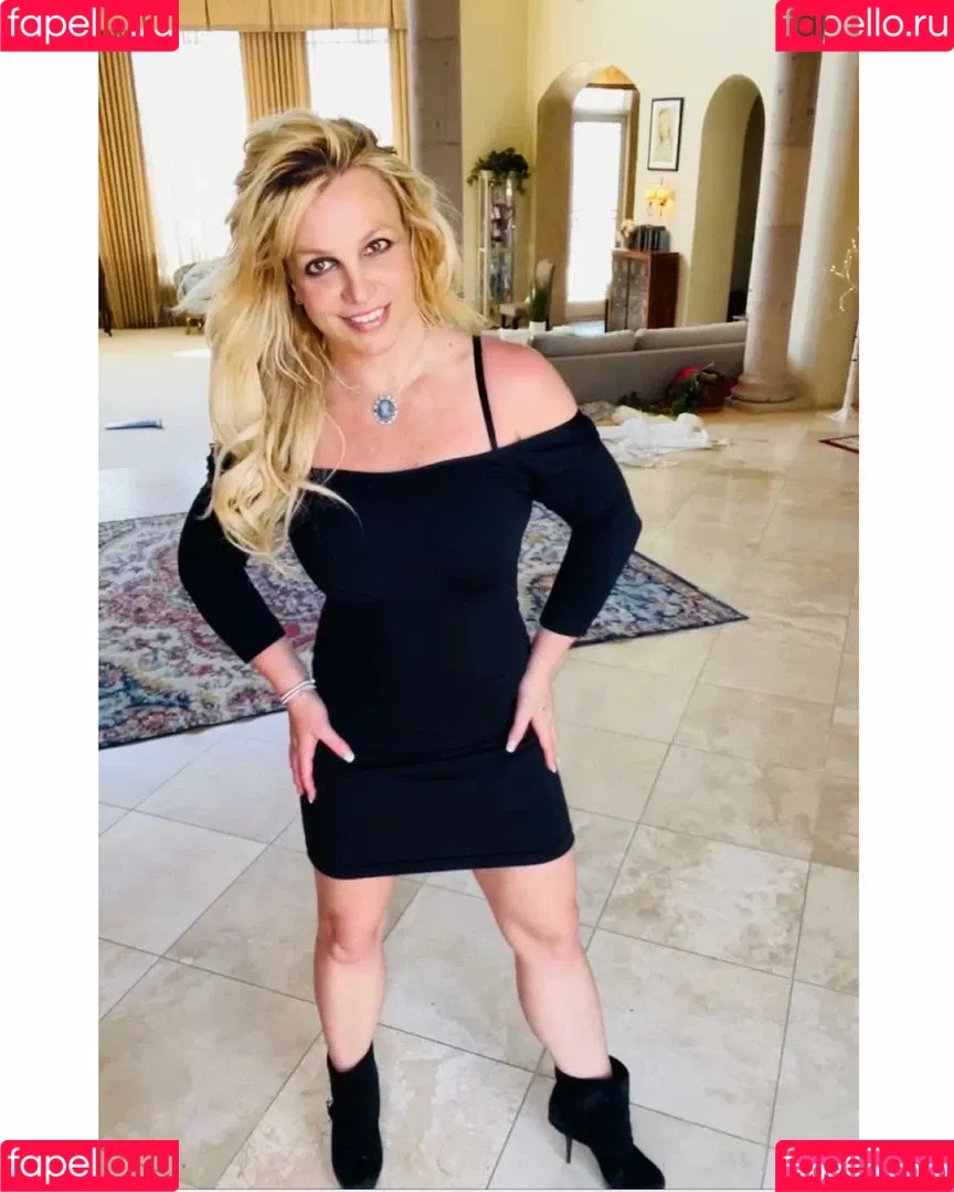 Britney Spears / britneyspears / xoxobritneyj Onlyfans Photo Gallery 