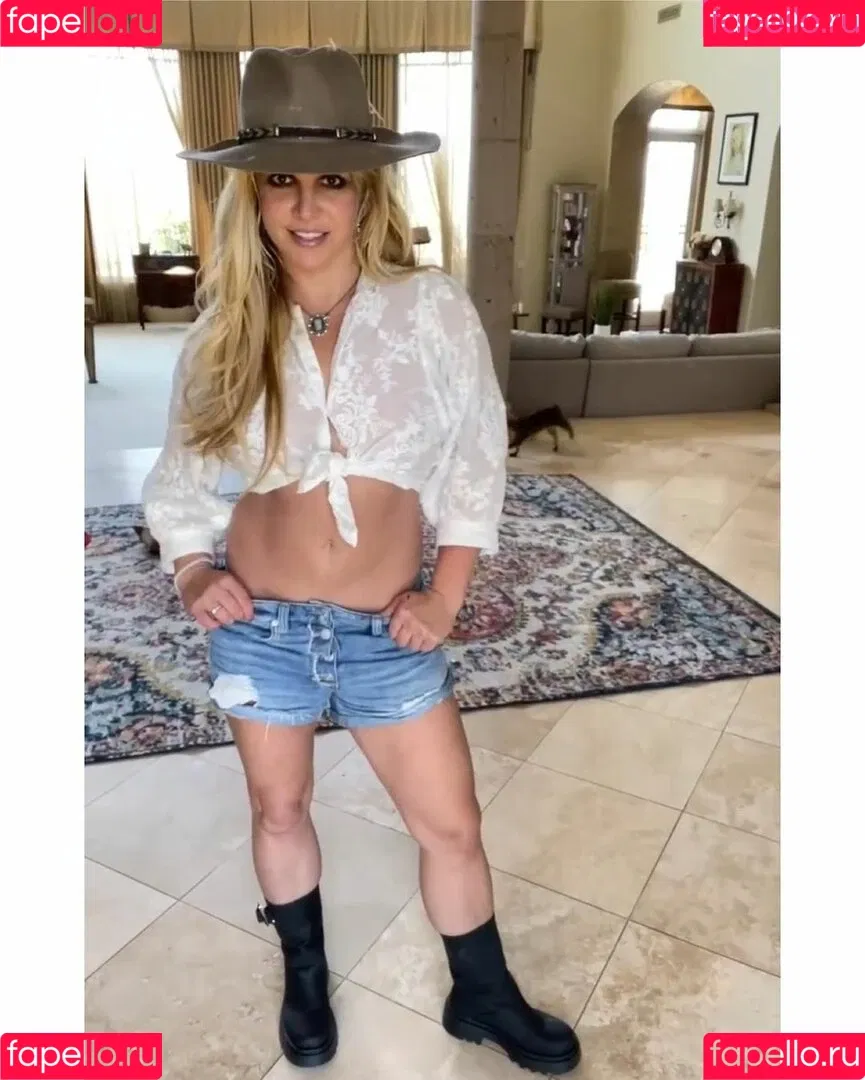 Britney Spears / britneyspears / xoxobritneyj Onlyfans Photo Gallery 