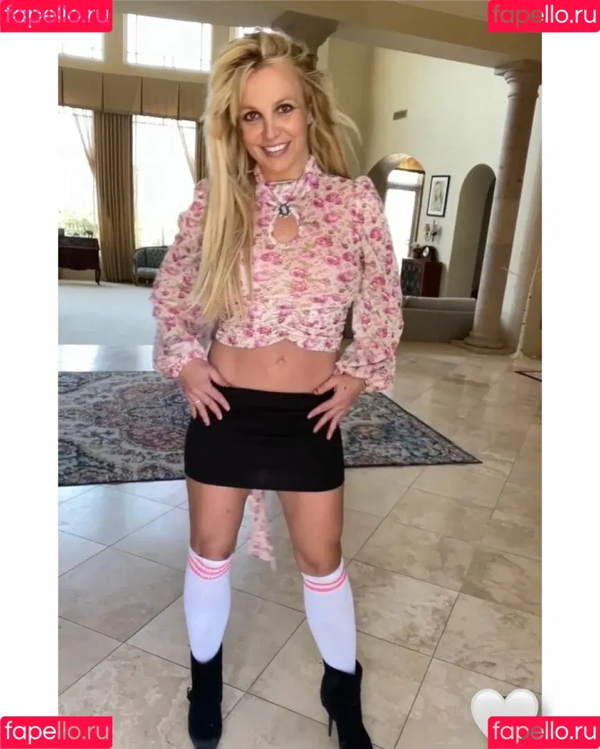Britney Spears / britneyspears / xoxobritneyj Onlyfans Photo Gallery 