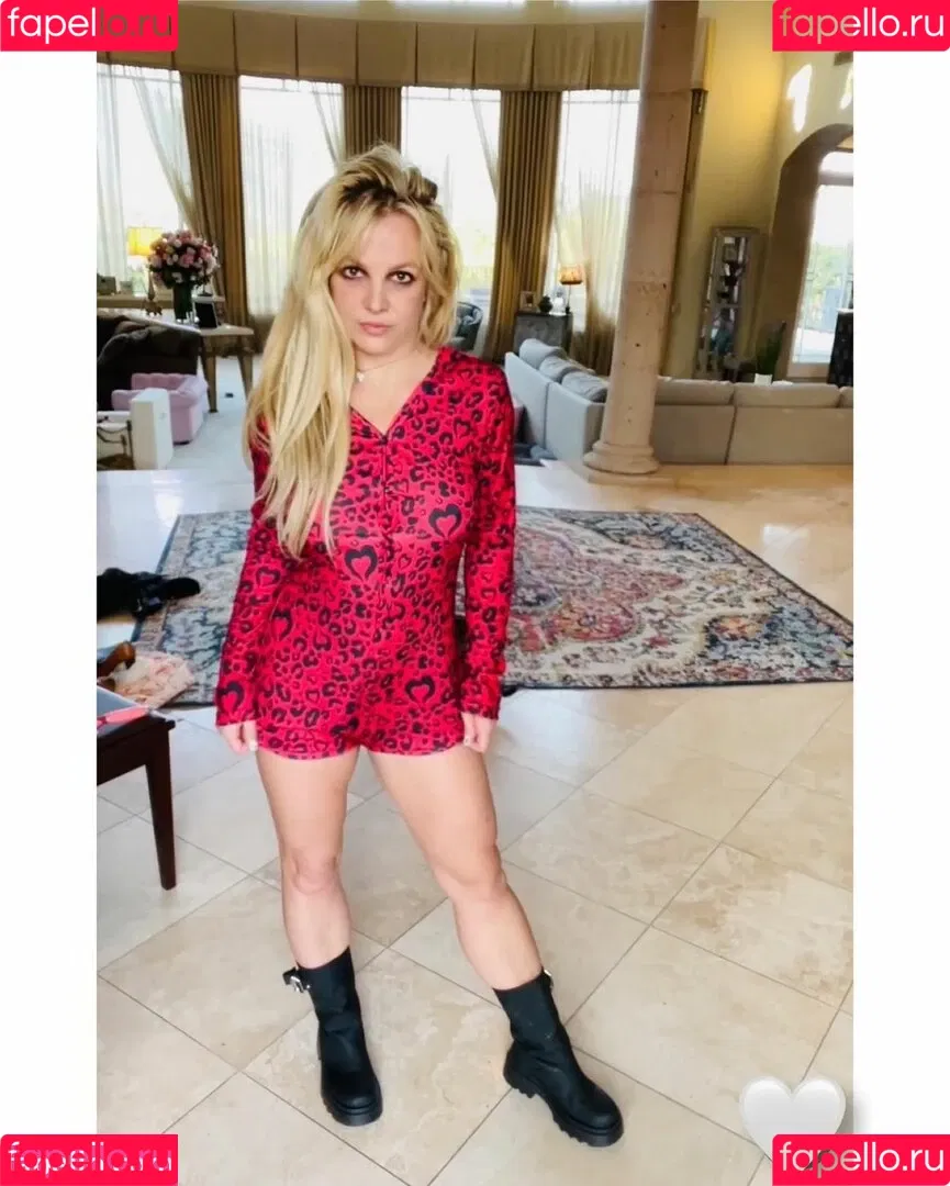 Britney Spears / britneyspears / xoxobritneyj Onlyfans Photo Gallery 