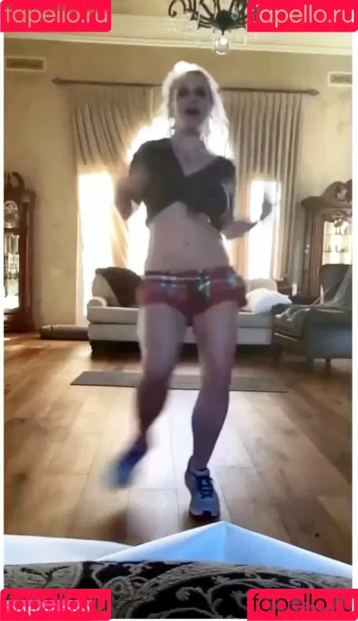 Britney Spears / britneyspears / xoxobritneyj Onlyfans Photo Gallery 