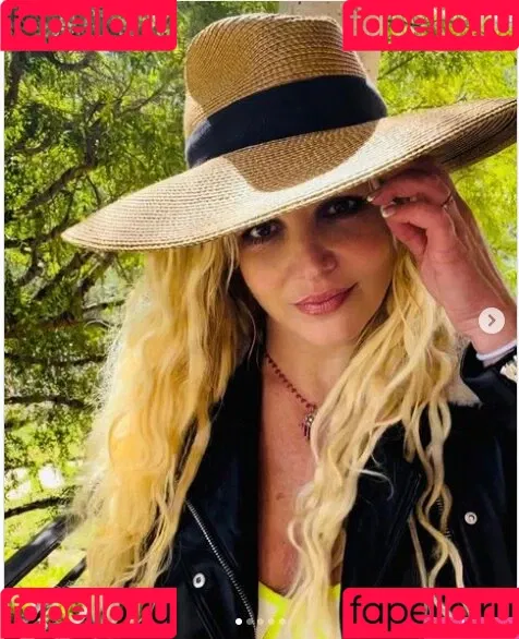 Britney Spears / britneyspears / xoxobritneyj Onlyfans Photo Gallery 