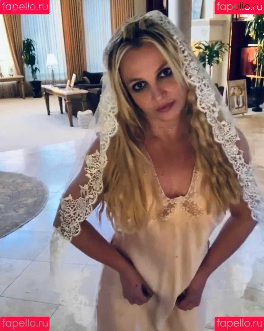 Britney Spears / britneyspears / xoxobritneyj Onlyfans Photo Gallery 