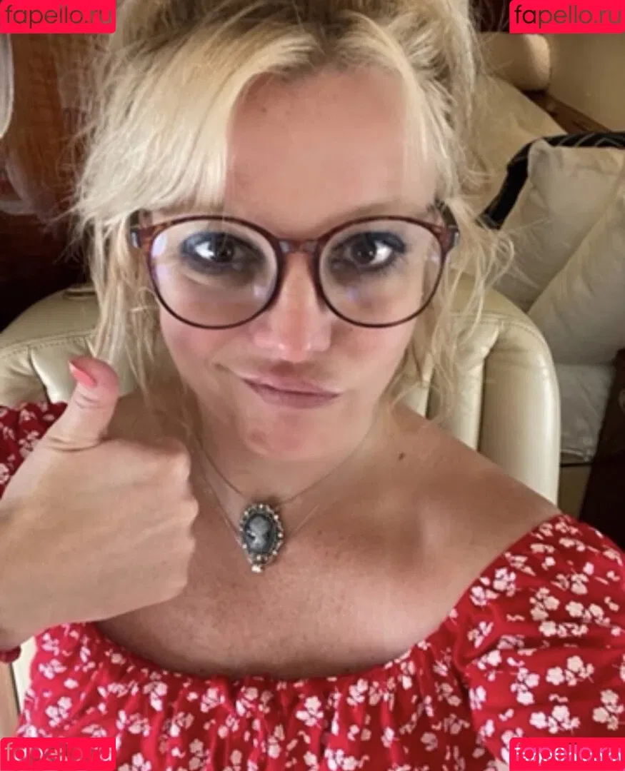 Britney Spears / britneyspears / xoxobritneyj Onlyfans Photo Gallery 