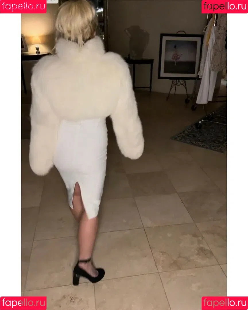 Britney Spears / britneyspears / xoxobritneyj Onlyfans Photo Gallery 