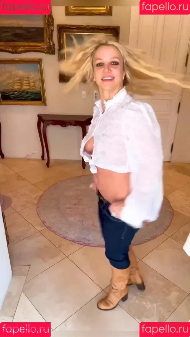Britney Spears / britneyspears / xoxobritneyj Onlyfans Photo Gallery 