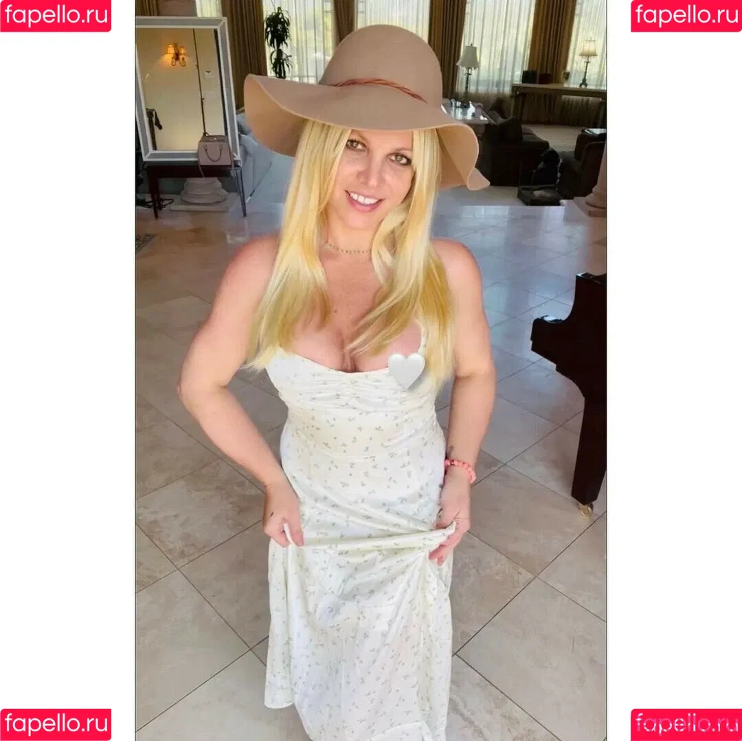 Britney Spears / britneyspears / xoxobritneyj Onlyfans Photo Gallery 