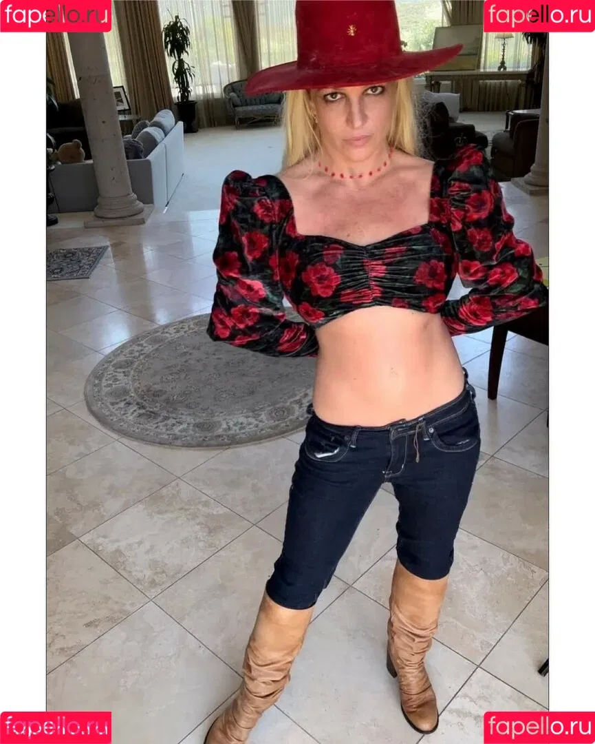 Britney Spears / britneyspears / xoxobritneyj Onlyfans Photo Gallery 