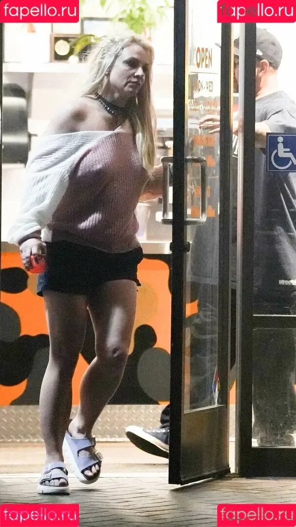 Britney Spears / britneyspears / xoxobritneyj Onlyfans Photo Gallery 