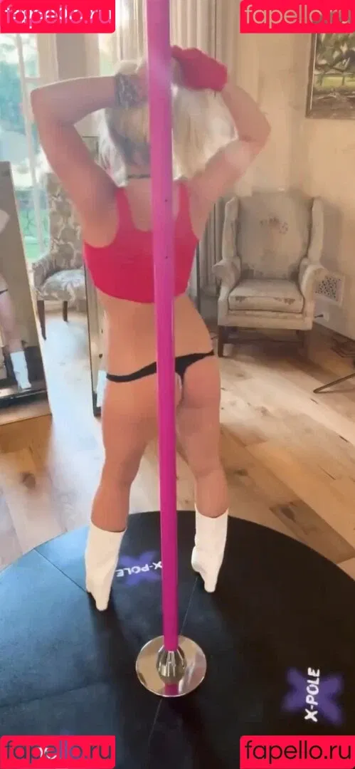 Britney Spears / britneyspears / xoxobritneyj Onlyfans Photo Gallery 