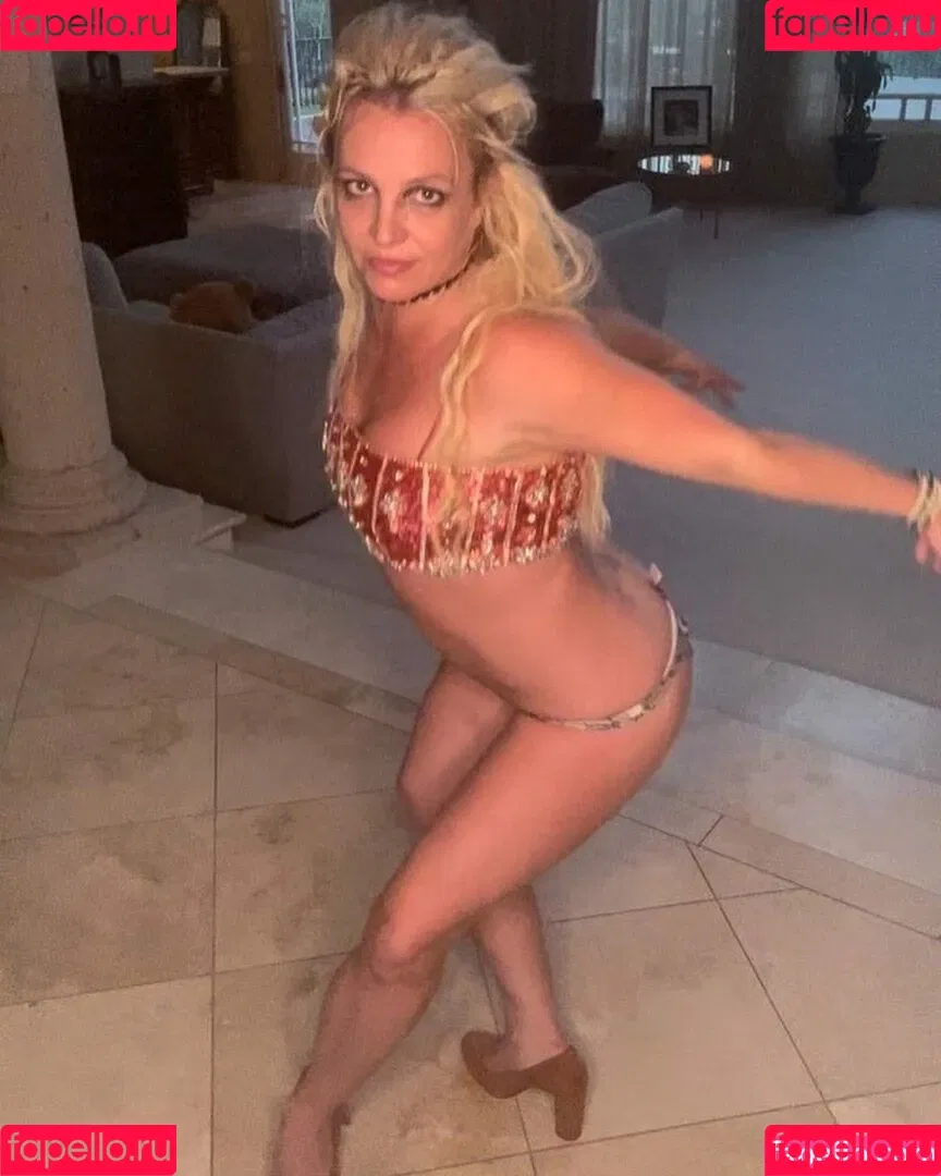 Britney Spears / britneyspears / xoxobritneyj Onlyfans Photo Gallery 