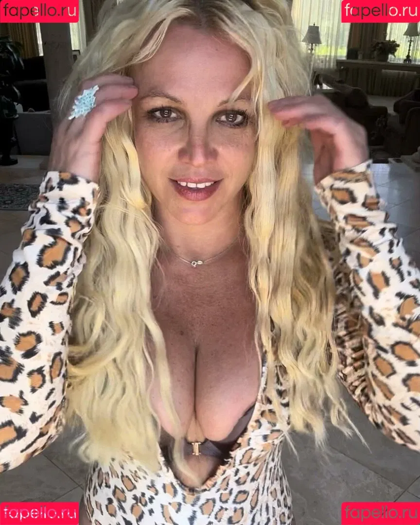 Britney Spears / britneyspears / xoxobritneyj Onlyfans Photo Gallery 