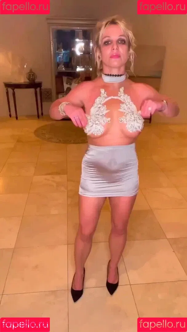 Britney Spears / britneyspears / xoxobritneyj Onlyfans Photo Gallery 