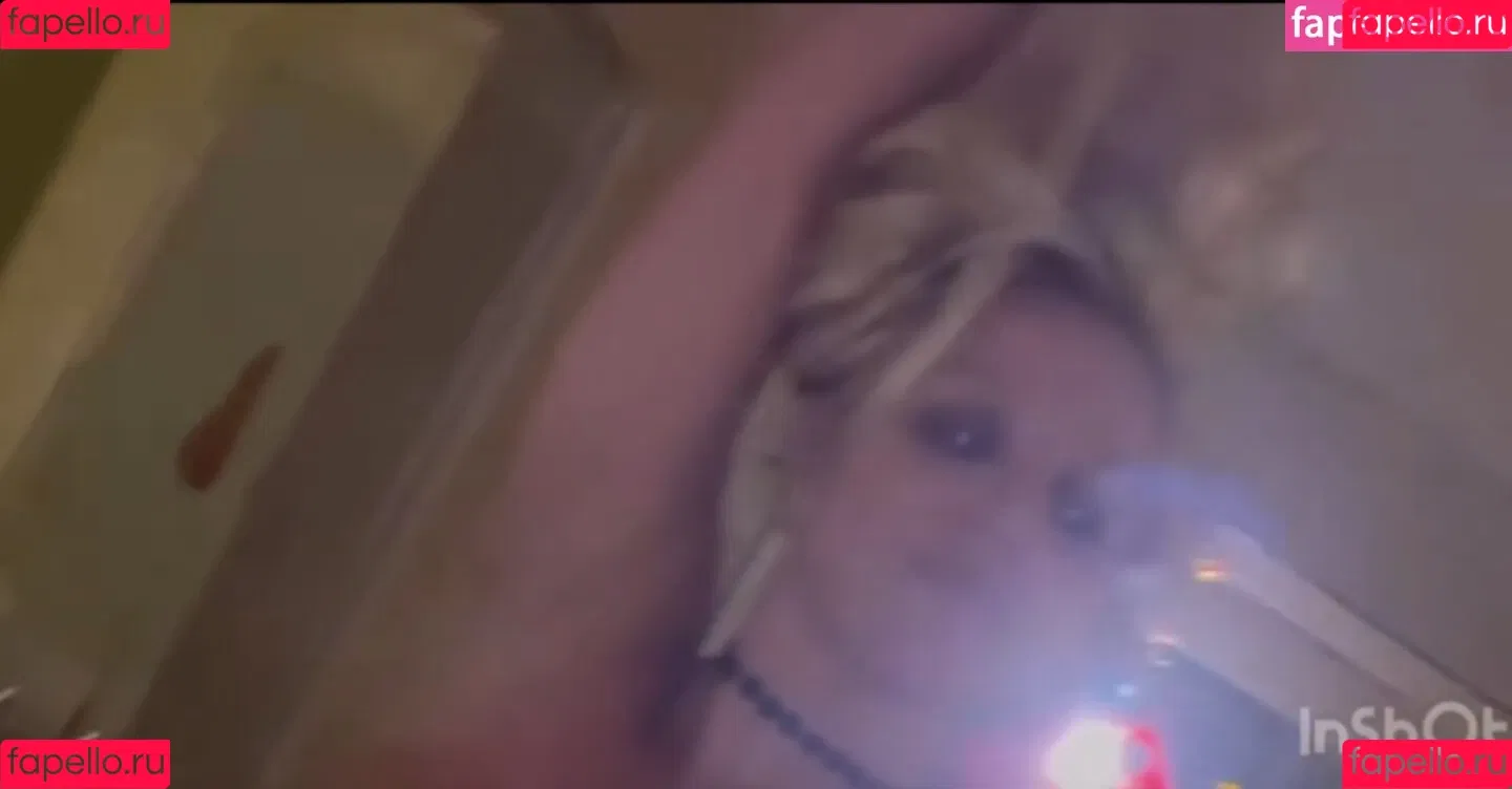 Britney Spears / britneyspears / xoxobritneyj Onlyfans Photo Gallery 