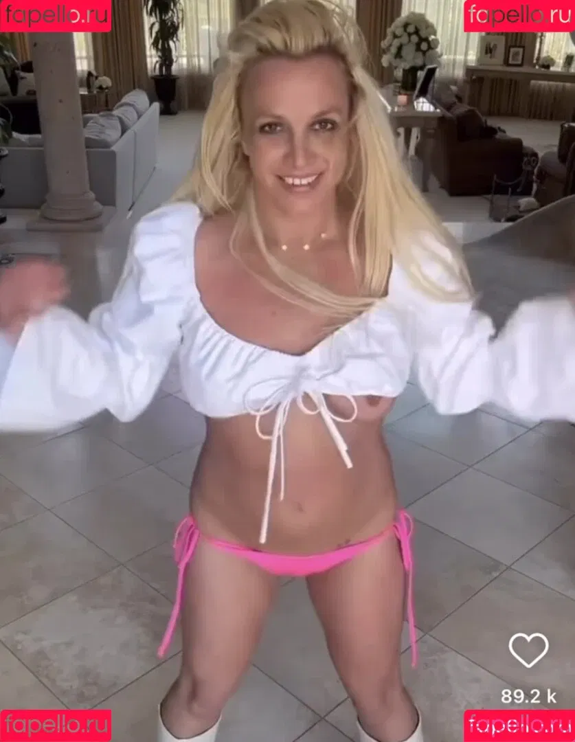 Britney Spears / britneyspears / xoxobritneyj Onlyfans Photo Gallery 