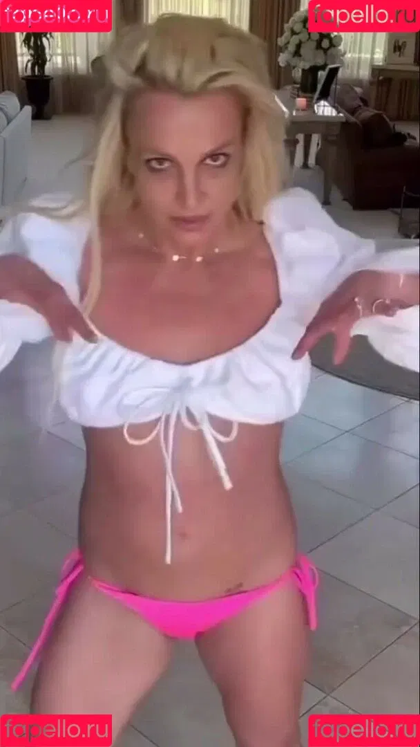 Britney Spears / britneyspears / xoxobritneyj Onlyfans Photo Gallery 