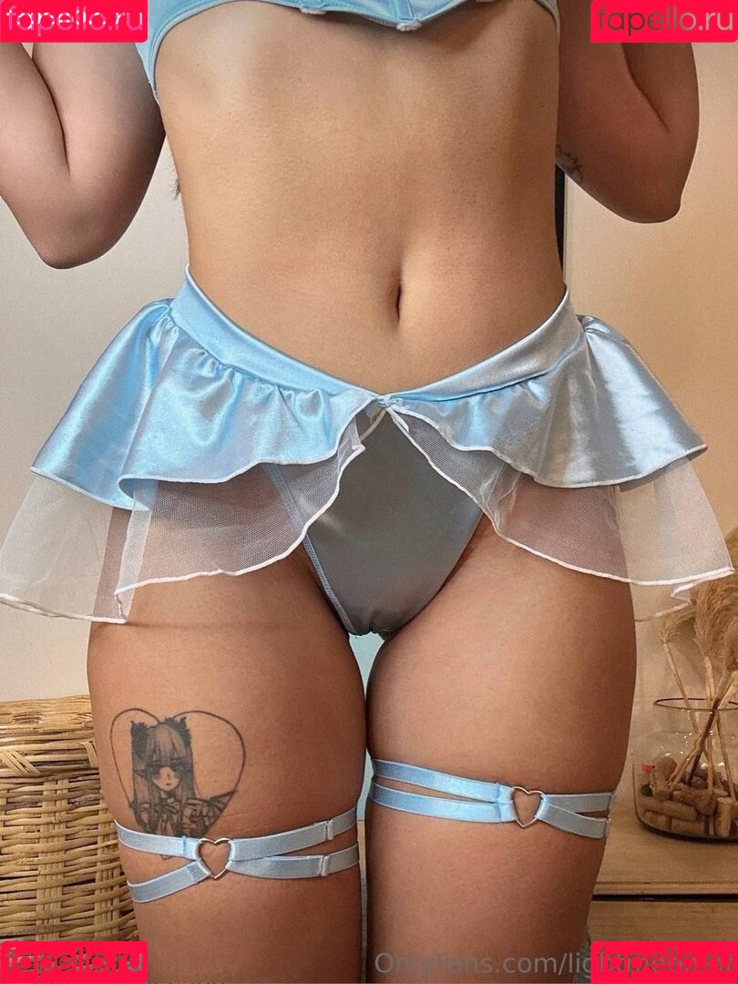 xlightmoon.x Onlyfans Photo Gallery 