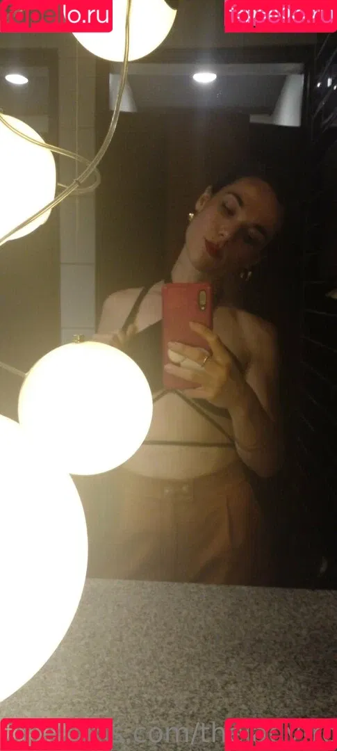 ladyfromshanghai / theladyfromshanghai Onlyfans Photo Gallery 