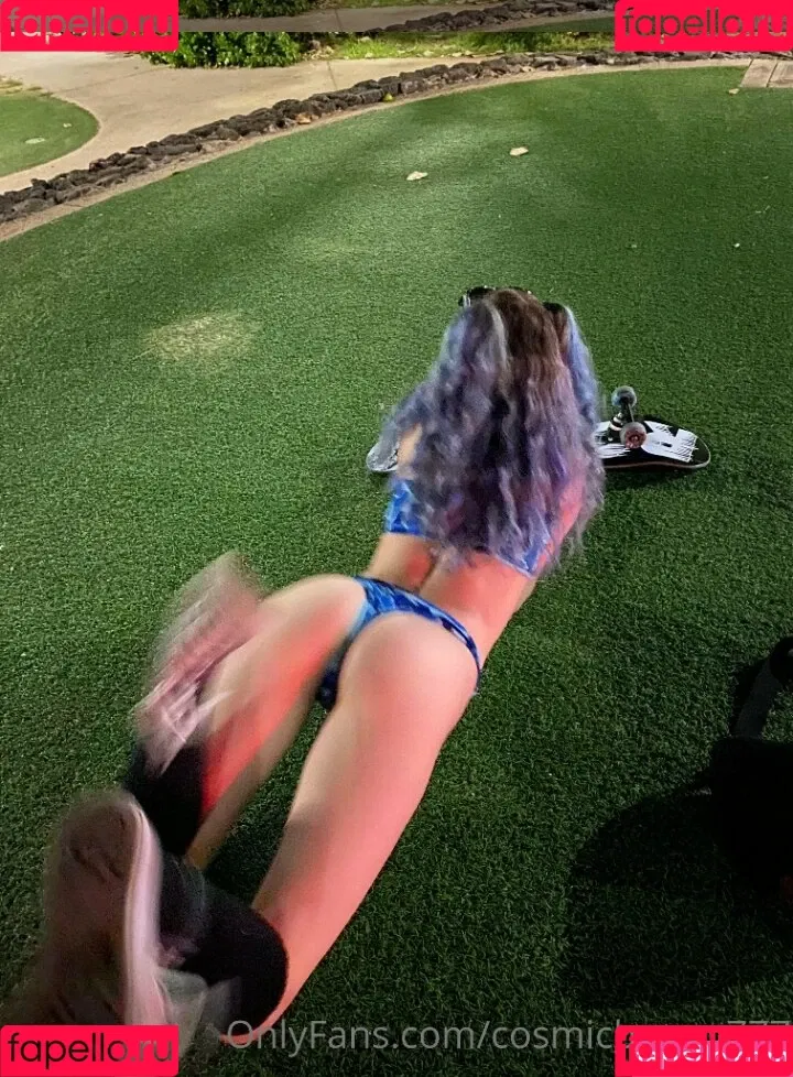Karolinawhaley / cosmicbunny777 Onlyfans Photo Gallery 