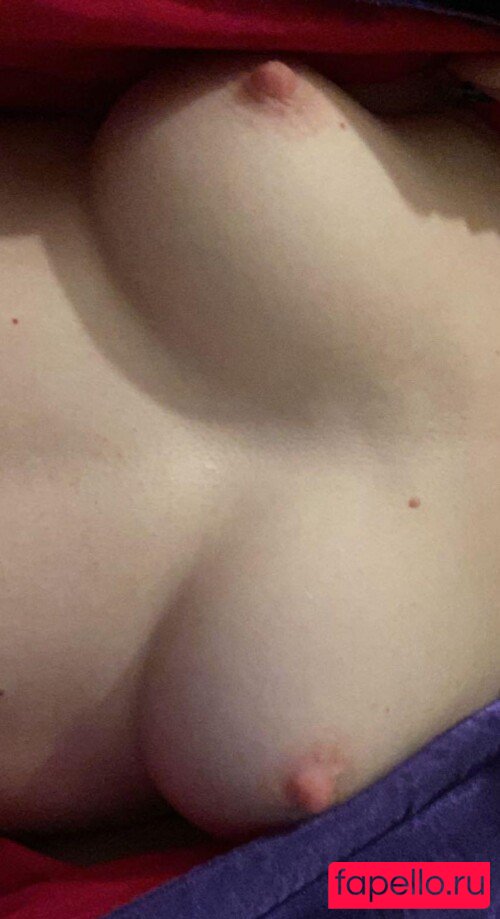 Karolinawhaley Nude Onlyfans Photo 39