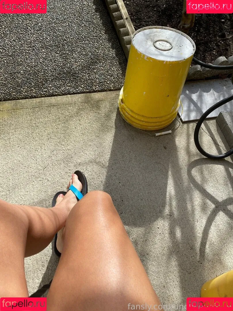 fille___de___06 / unefilleunique Onlyfans Photo Gallery 