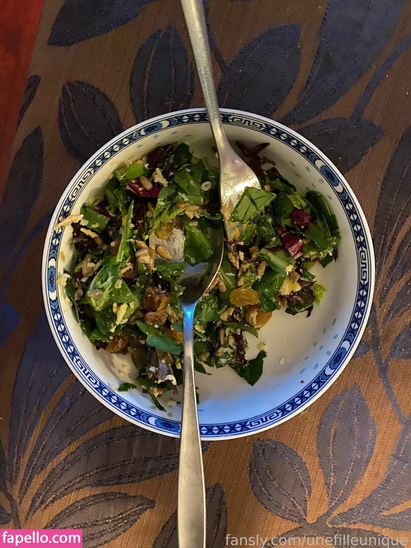 fille___de___06 / unefilleunique Onlyfans Photo Gallery 