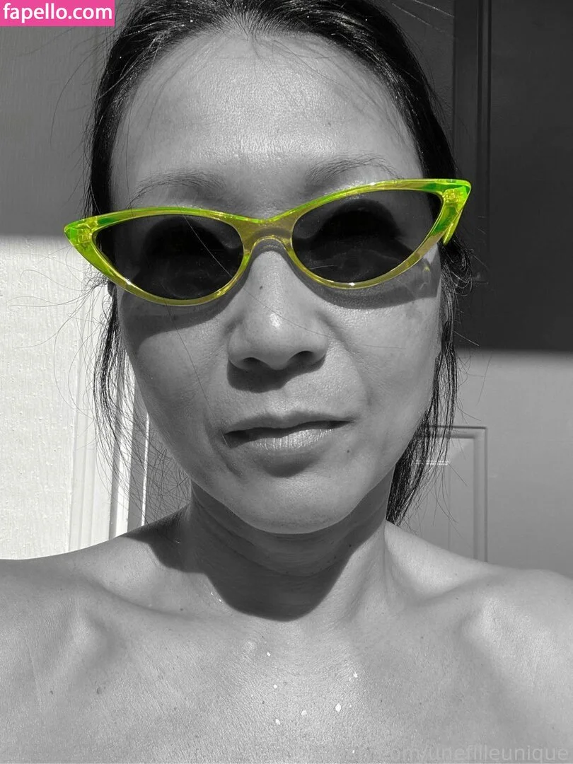 fille___de___06 / unefilleunique Onlyfans Photo Gallery 